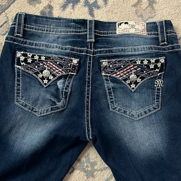 Miss Me Jeans - Picture 2 of 4